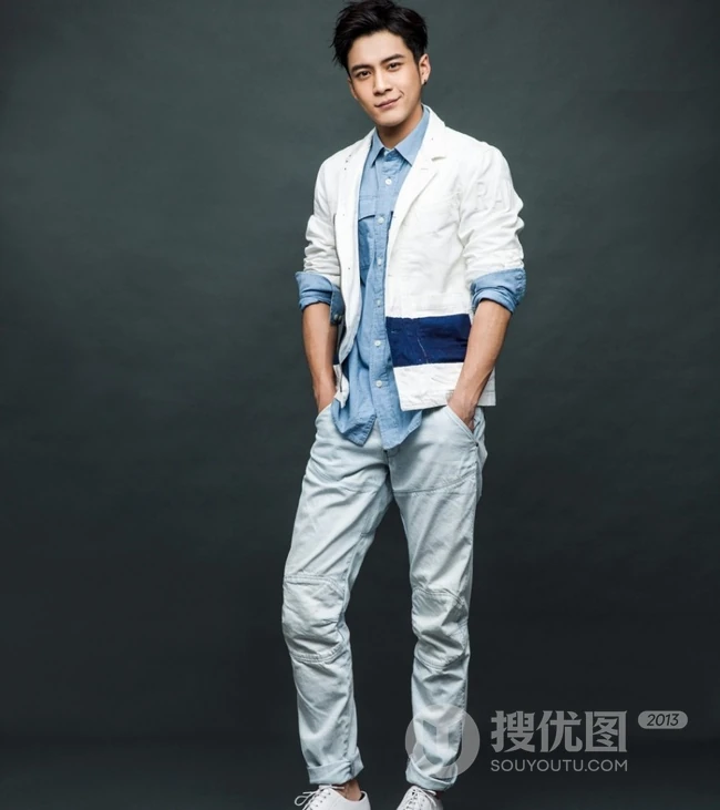 韩东君休闲装写真图片 个性阳光尽显青春活力