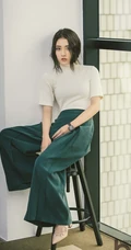 清纯韩星郑多彬室内写真，高颜值小清新靓丽动人
