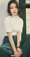 清纯韩星郑多彬室内写真，高颜值小清新靓丽动人