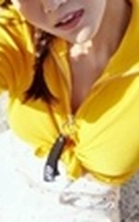 韩国女生组合AOA清凉写真海报，四大女生街拍美图