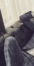 帅气男模权玄彬休闲装写真图片