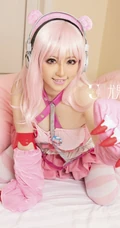 女生嫩模梓喵气质cos美图，各种可爱装扮齐上阵