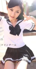 高颜值亚洲少女 校花林沁园紧身热裤校园随拍美图