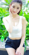高颜值亚洲少女 校花林沁园紧身热裤校园随拍美图