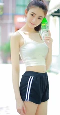 高颜值亚洲少女 校花林沁园紧身热裤校园随拍美图