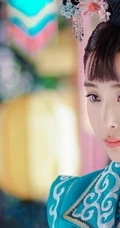 《龙胆花》杜若溪唯美剧照图片，英姿飒爽蒙古装出镜