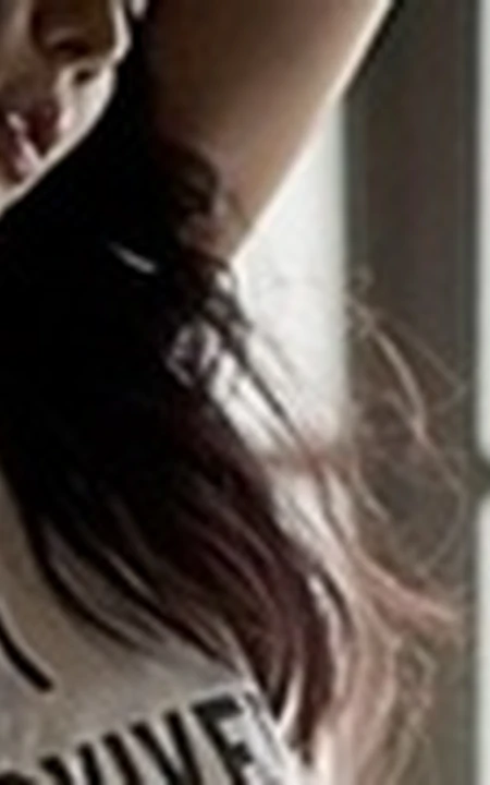 韩星高娜恩健美写真，腹肌、线条、纤细线条身材完美