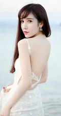 女生模特Eva_茜茜气质高清泳装海边写真