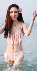 女生模特Eva_茜茜气质高清泳装海边写真