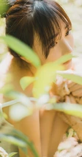 绝美森系少女唯美户外写真，清秀容颜让人难忘