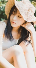 绝美森系少女唯美户外写真，清秀容颜让人难忘