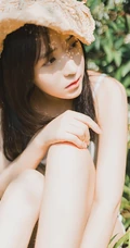 绝美森系少女唯美户外写真，清秀容颜让人难忘