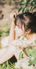 绝美森系少女唯美户外写真，清秀容颜让人难忘