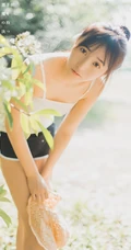 绝美森系少女唯美户外写真，清秀容颜让人难忘