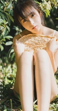 绝美森系少女唯美户外写真，清秀容颜让人难忘