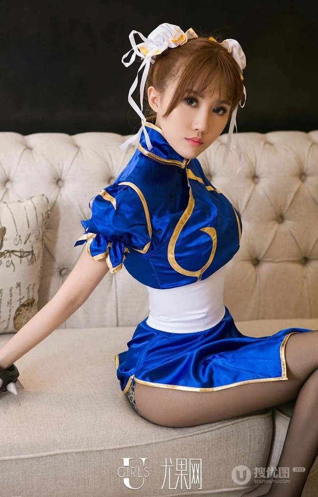 邻家女孩猴小语魅力变装写真美图，cos春丽、女仆制服秀