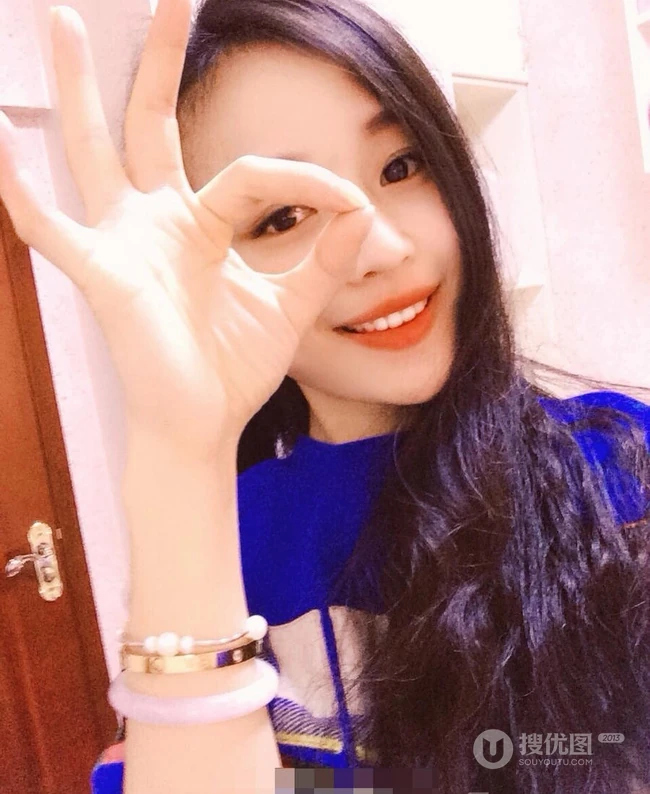 北影校花付乐莹气质帅气牛仔服、短裙、自拍美图