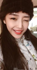 北影校花付乐莹气质帅气牛仔服、短裙、自拍美图