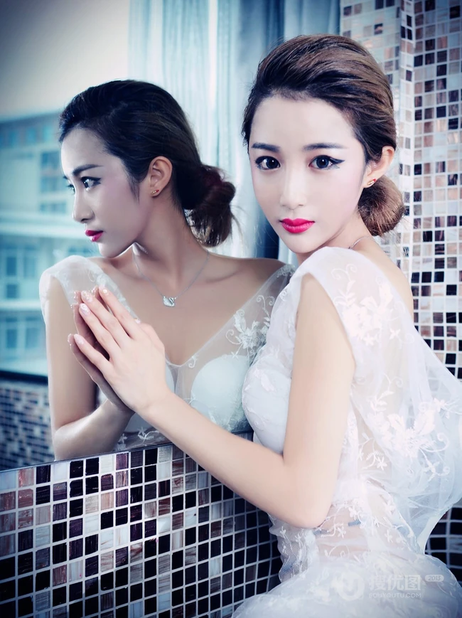 ​气质时尚嫩模梁莹Sugar精选写真图片大全