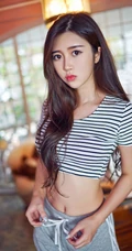 气质模特儿方绮言Ayaka首套高清写真 脸庞精致，曲线完美