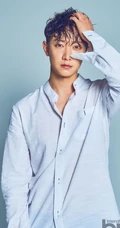 韩国男演员李正赫登时尚杂志《bnt》写真图片