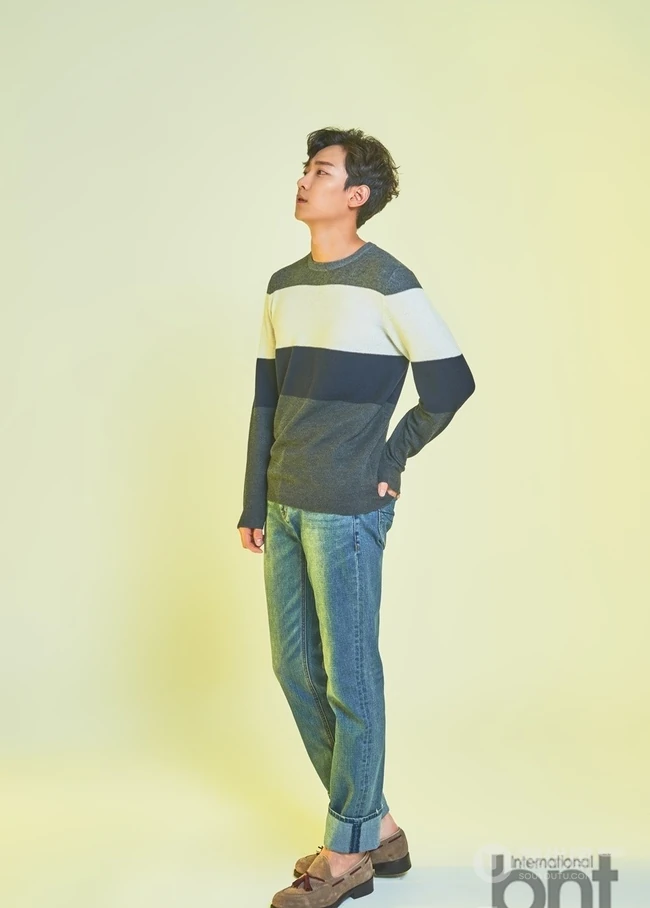 韩国男演员李正赫登时尚杂志《bnt》写真图片
