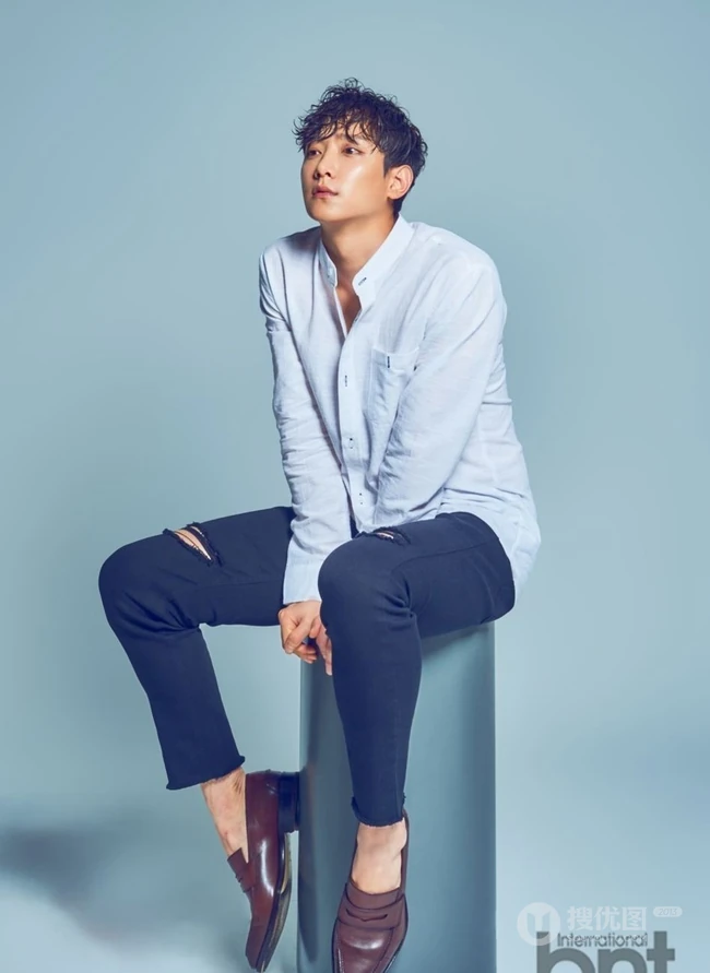 韩国男演员李正赫登时尚杂志《bnt》写真图片