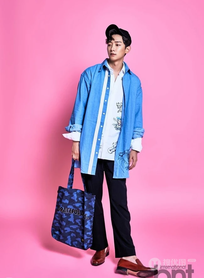 韩国男演员李正赫登时尚杂志《bnt》写真图片