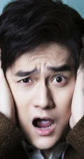 帅气男星蒋劲夫童趣十足，上演十二连拍，秒变表情帝