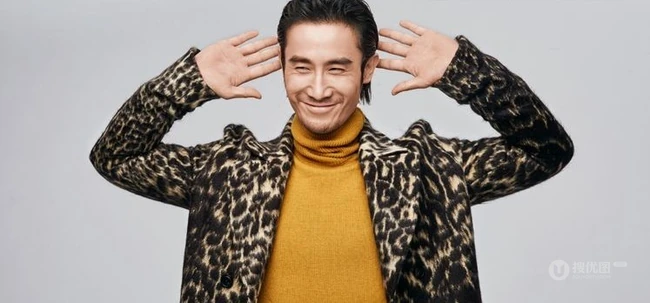 魅力型男奇道酷帅写真大片，背头造型眼神犀利