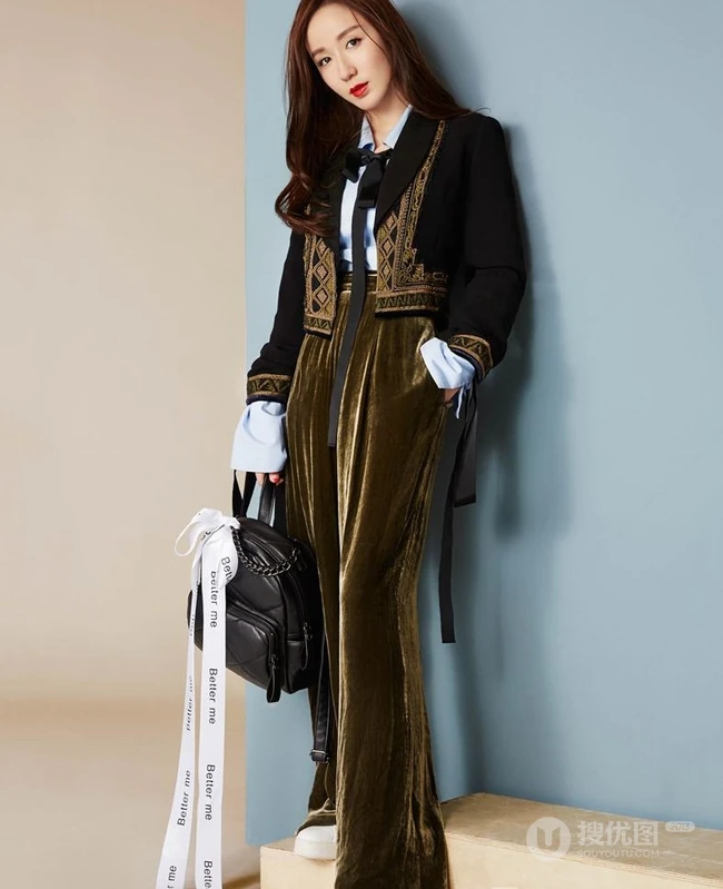 女明星娄艺潇时尚初冬写真大片图集