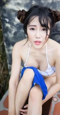 女生兜豆靓Youlina气质家居服、泳装户外泳池写真