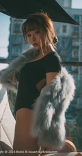 可爱少女七宝唯美室外写真，恬静怡然享受生活