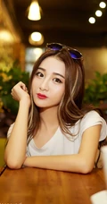 惬意的生活 娇小软妹子梁莹Sugar高清惬意室内照