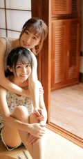 女生姐妹唯美日常室内写真美图，一对好闺蜜还是什么