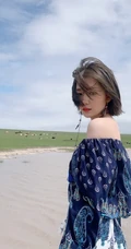清新女生明星段奥娟户外草原唯美写真