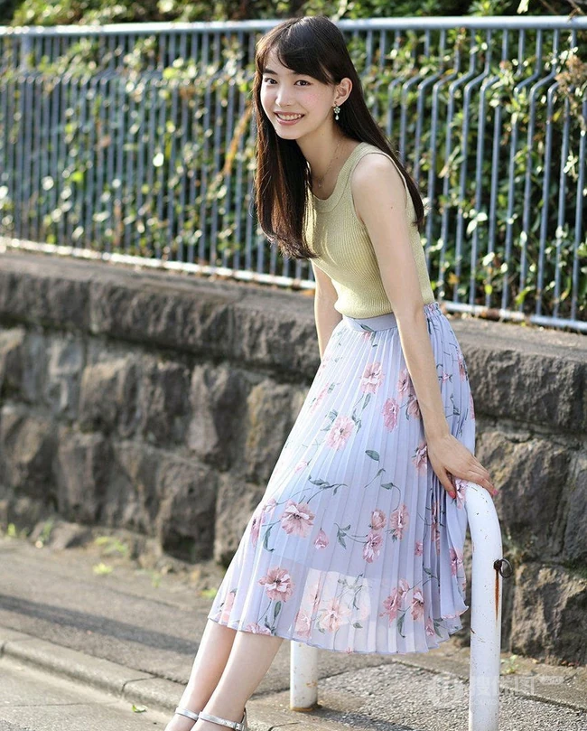 日本少女井桁弘恵Weekly Playboy高清写真图集