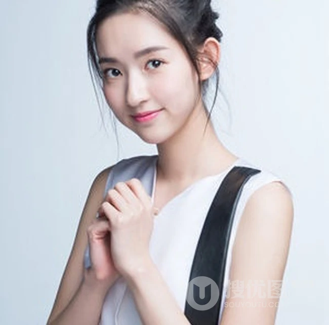 甜少女的动人瞬间，女演员王玉雯高清写真图集