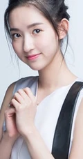 甜少女的动人瞬间，女演员王玉雯高清写真图集