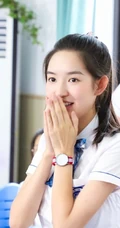 王玉雯饰演《少年派》里的校花邓小琪校服装纯美个人剧照