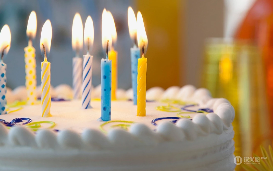 生日水果蛋糕蜡烛带字母唯美高清壁纸图片