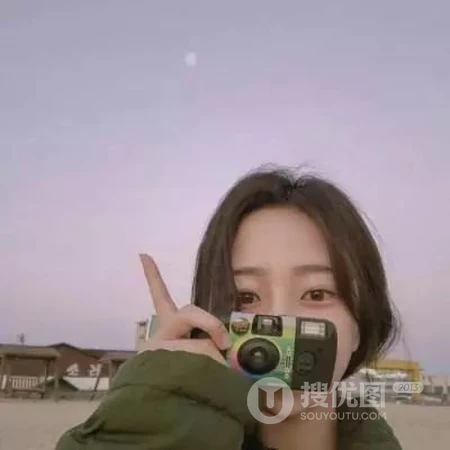 好看的少女户外自拍，或室内照等清新微信头像
