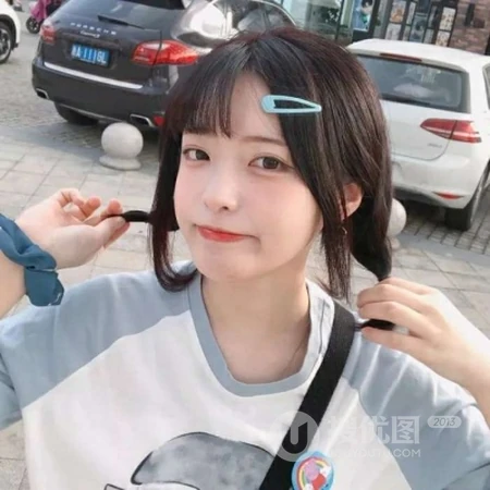好看的少女户外自拍，或室内照等清新微信头像