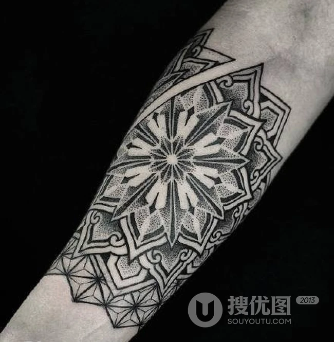 男生小臂位置点刺波纹个性大面积梵花纹身图案 第5张