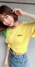 台湾气质女生翁子婷自拍美图，以及生活照片图集