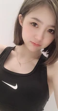 台湾气质女生翁子婷自拍美图，以及生活照片图集