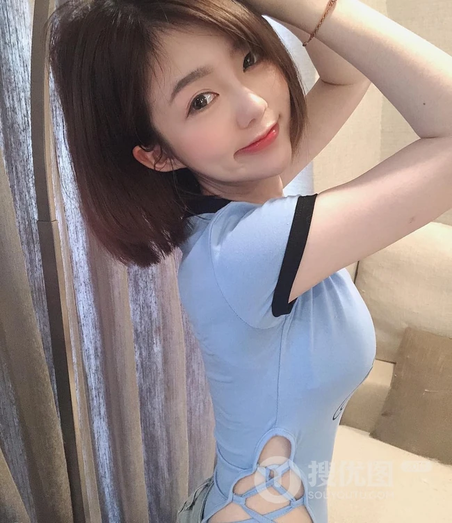 台湾气质女生翁子婷自拍美图，以及生活照片图集