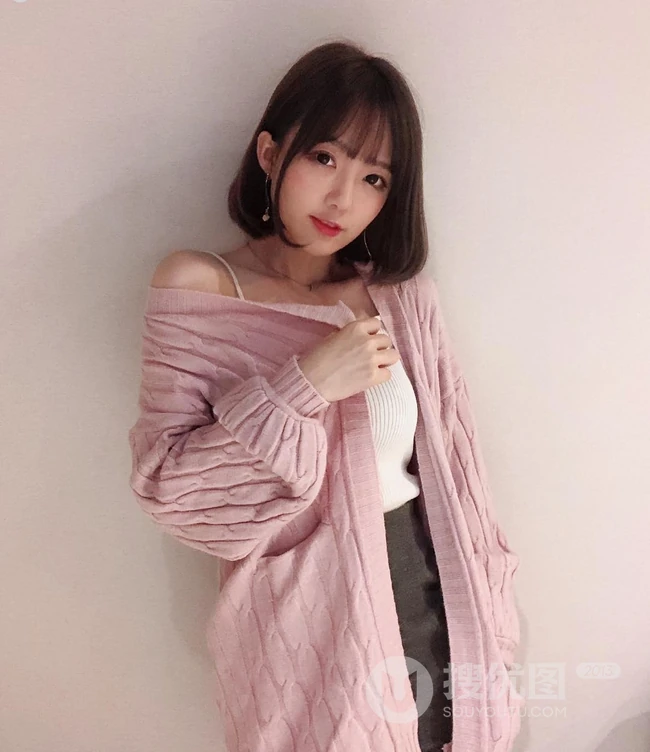 台湾气质女生翁子婷自拍美图，以及生活照片图集