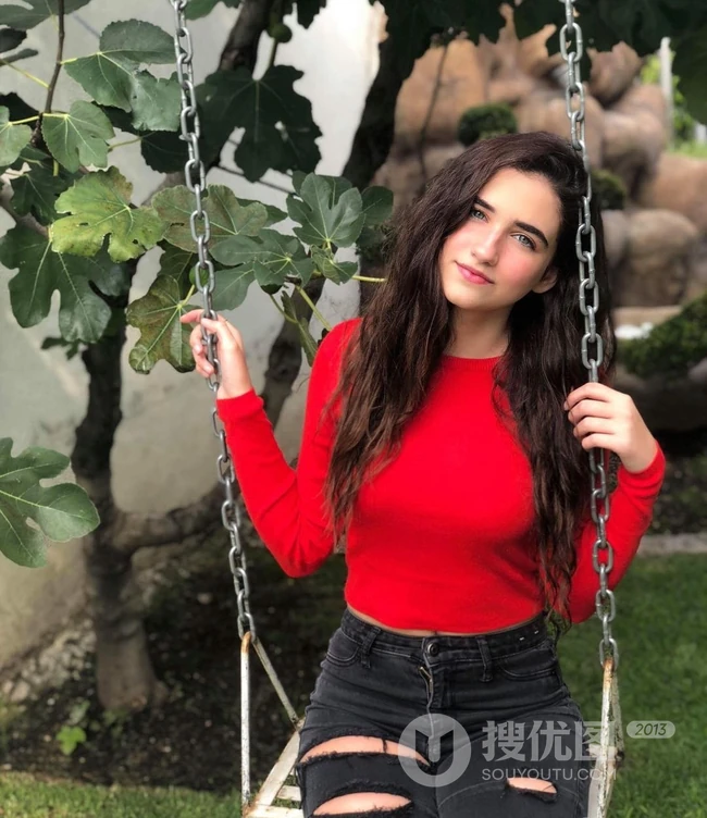 清新墨西哥女生Cons Arroyuelo写真，生活照图集