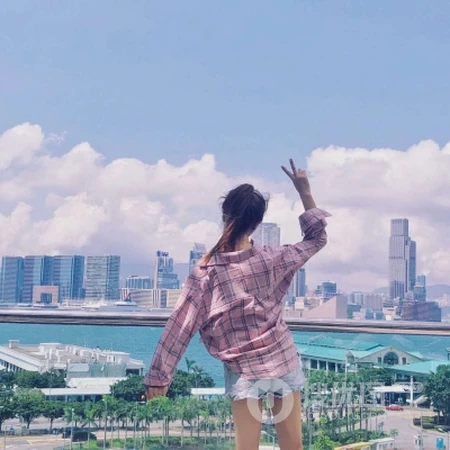 成熟有风韵的女生唯美背影微信头像无水印大图